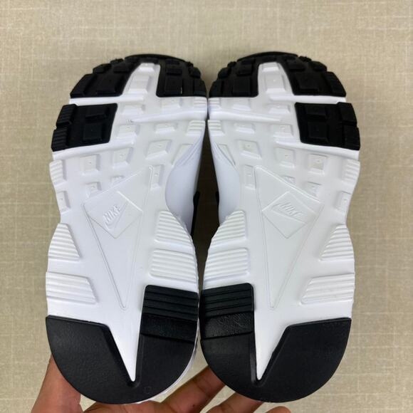 ⚡️ 2022 Nike Air Huarache Run “White Volt Bright Spruce” 7.5W - Picture 5 of 6